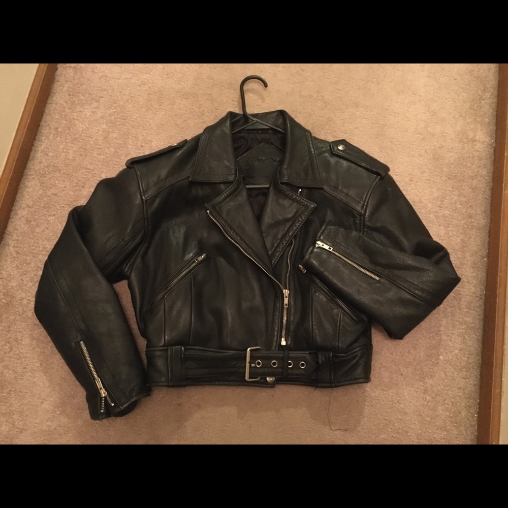 Women’s small leather jacket